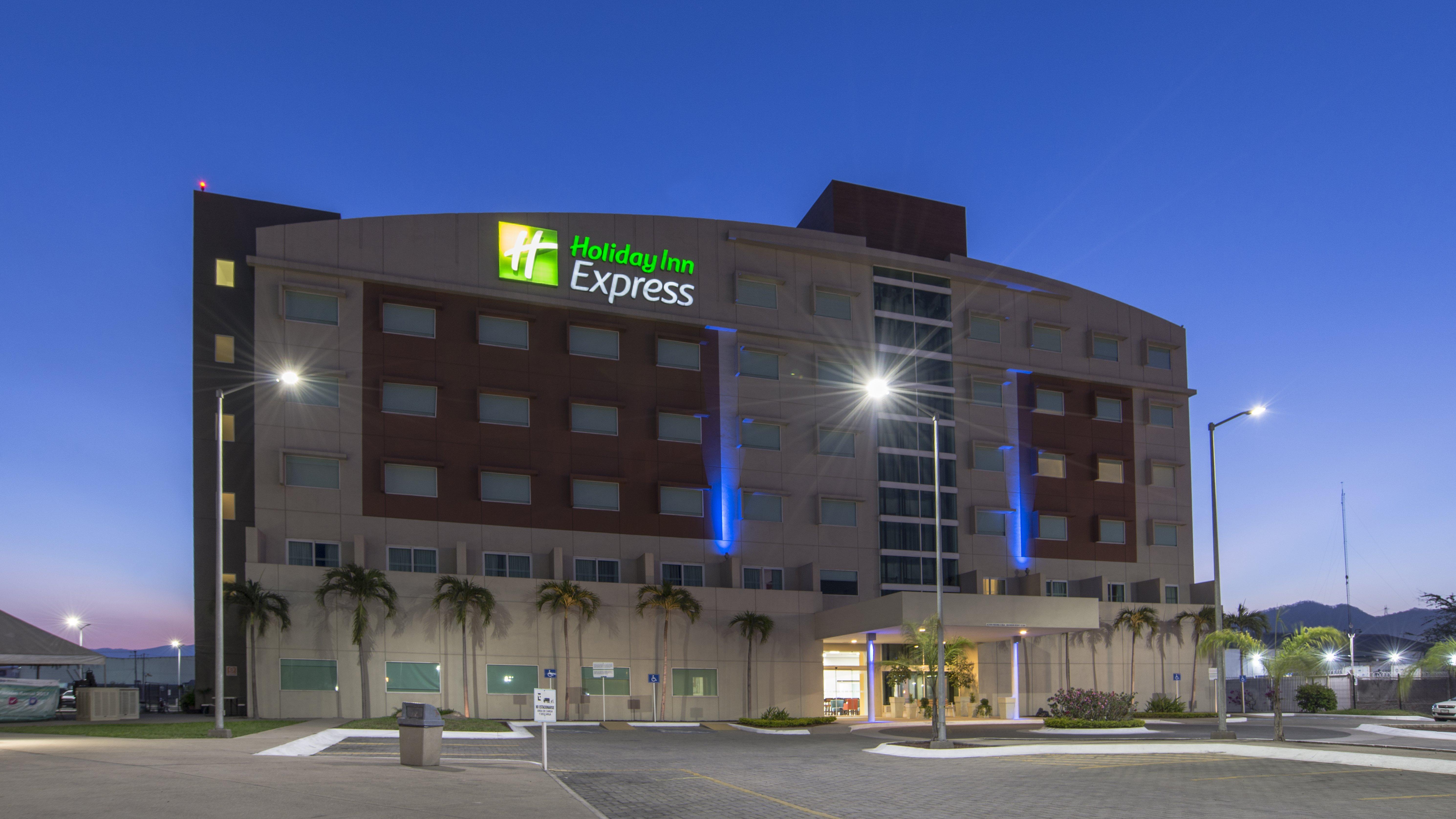 Holiday Inn Express Manzanillo By Ihg Buitenkant foto