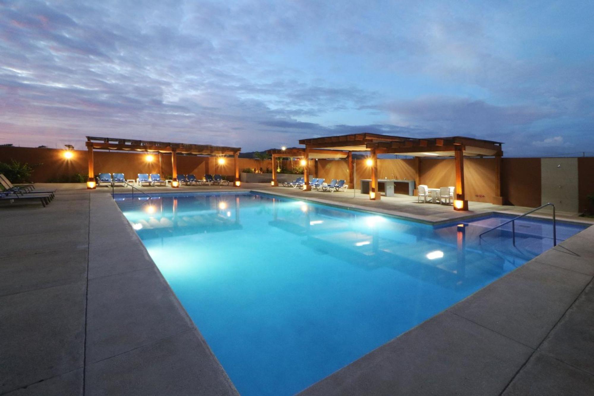Holiday Inn Express Manzanillo By Ihg Buitenkant foto