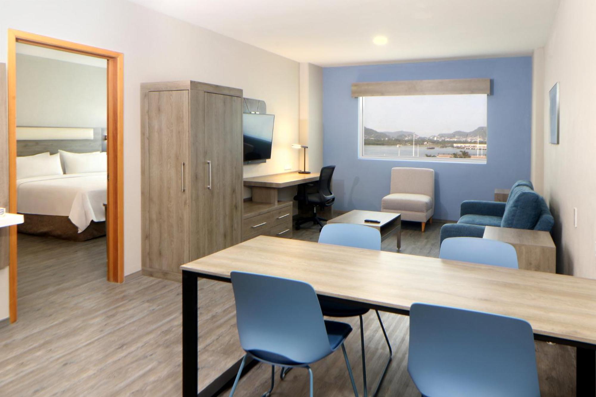 Holiday Inn Express Manzanillo By Ihg Buitenkant foto