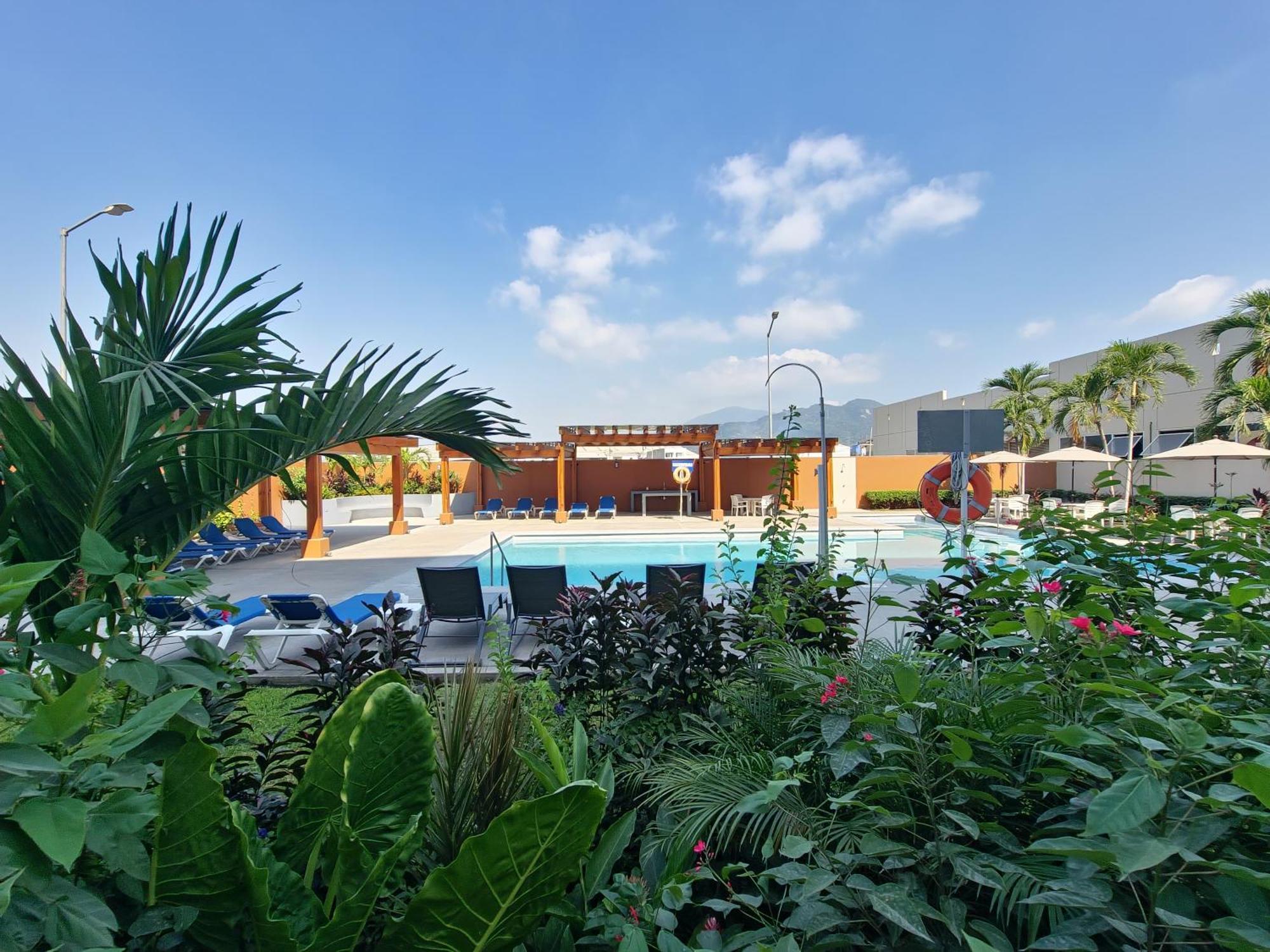 Holiday Inn Express Manzanillo By Ihg Buitenkant foto