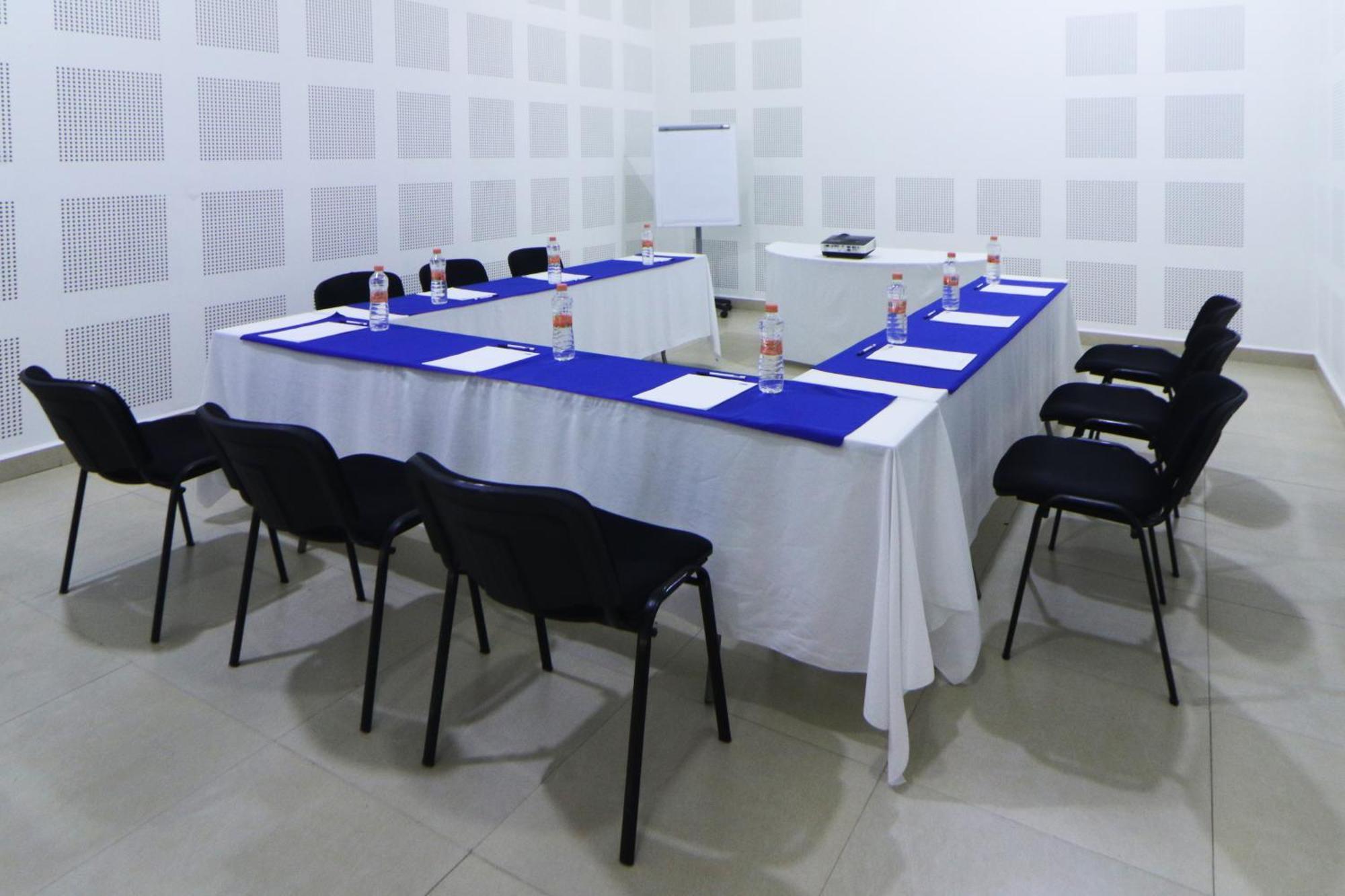 Holiday Inn Express Manzanillo By Ihg Buitenkant foto