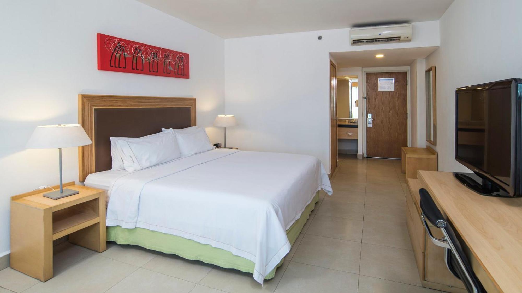 Holiday Inn Express Manzanillo By Ihg Buitenkant foto