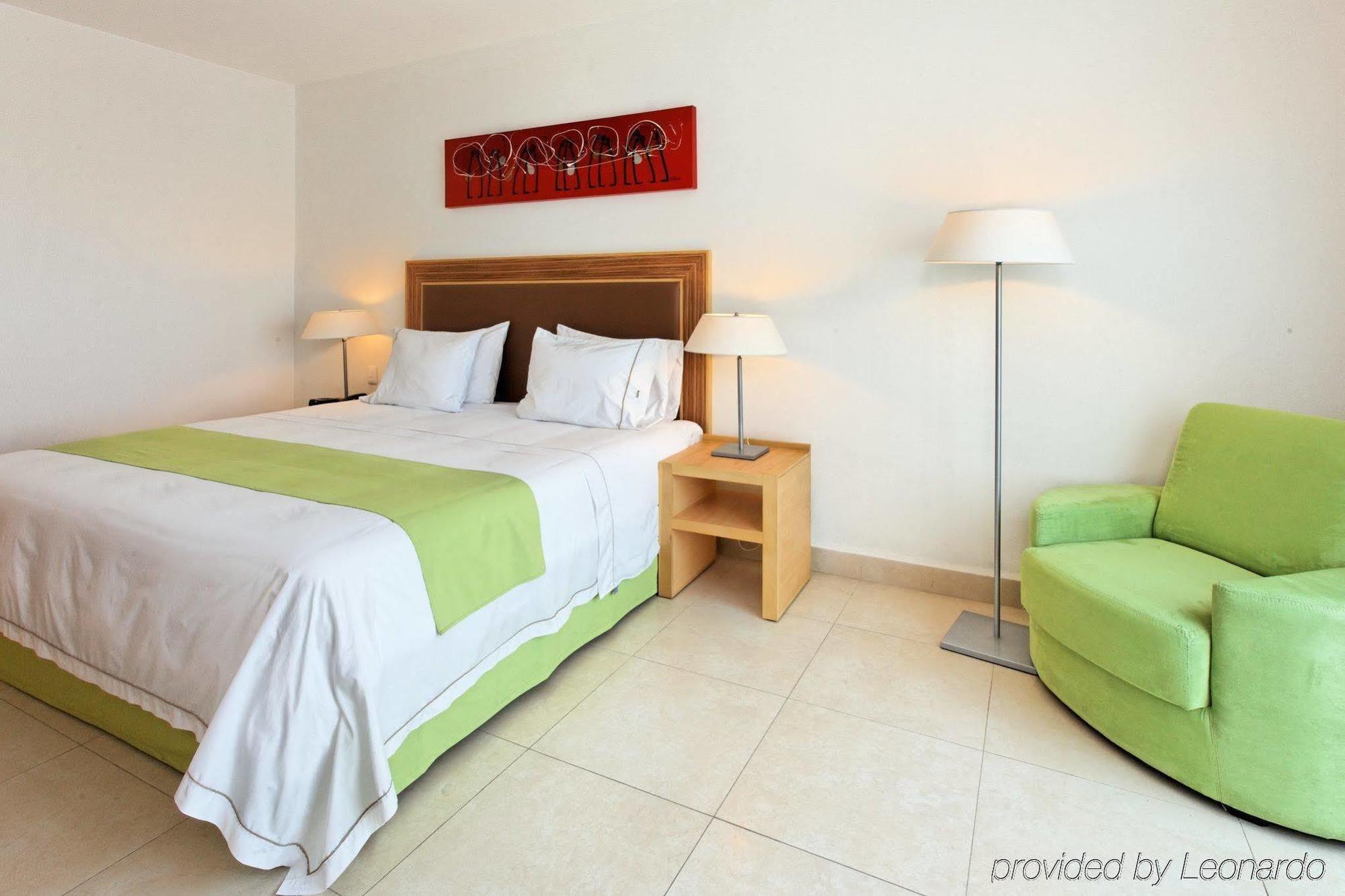 Holiday Inn Express Manzanillo, An Ihg Hotel Buitenkant foto